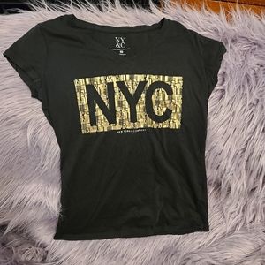 New York &Company Gold Graphic size xs